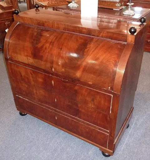 Bureau avec tiroirs