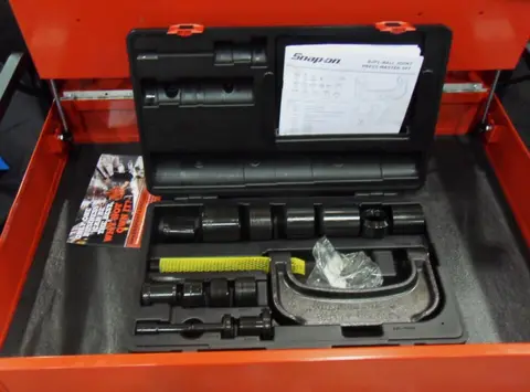 Caisse à outils complète 108 pièces
