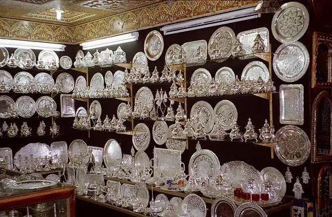 Théière marocaine en cuivre