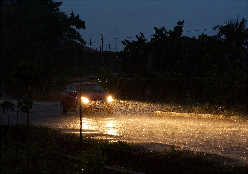 Phare avant Dacia Logan